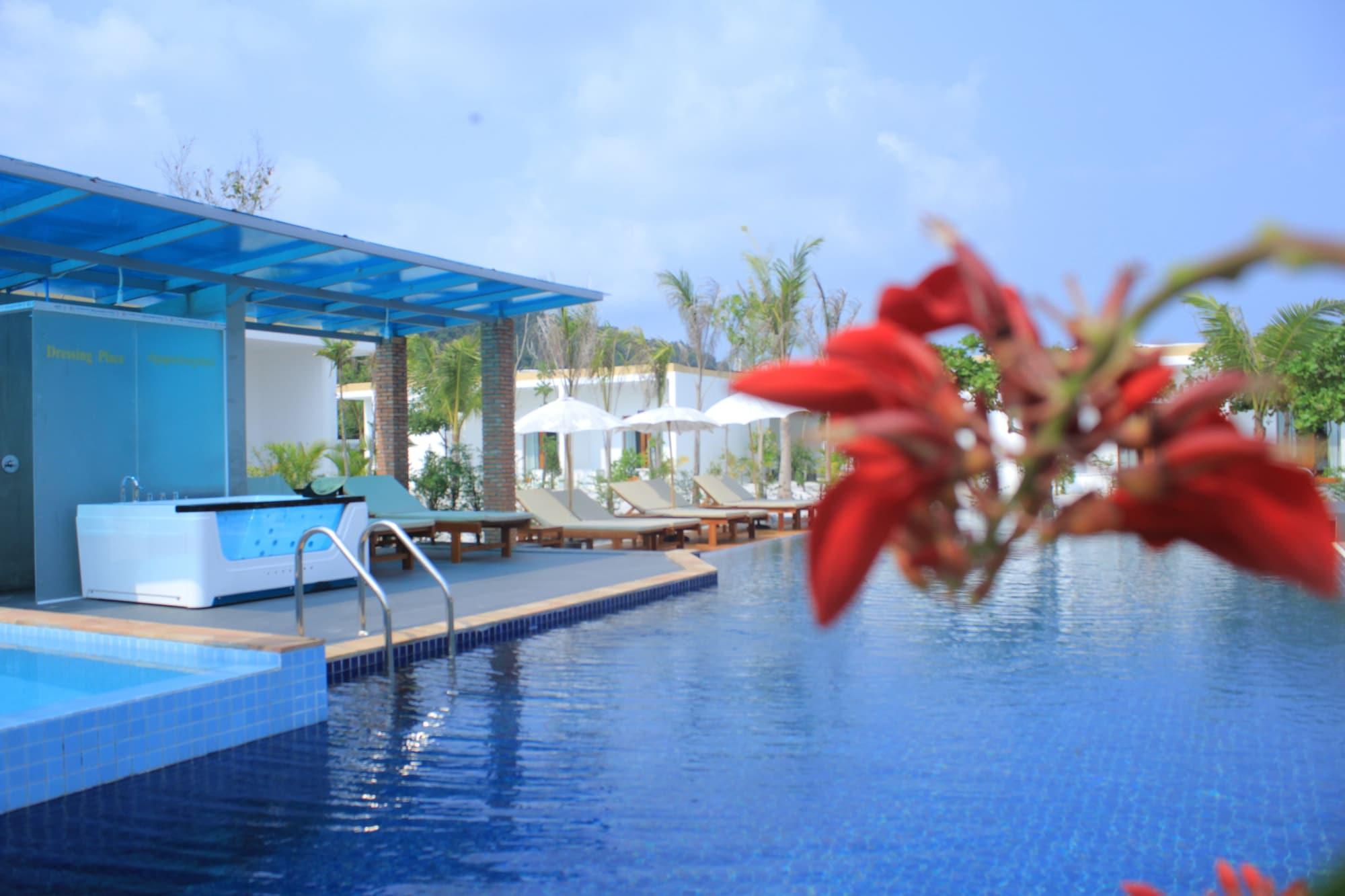 Long Set Resort Kaoh Touch Bagian luar foto