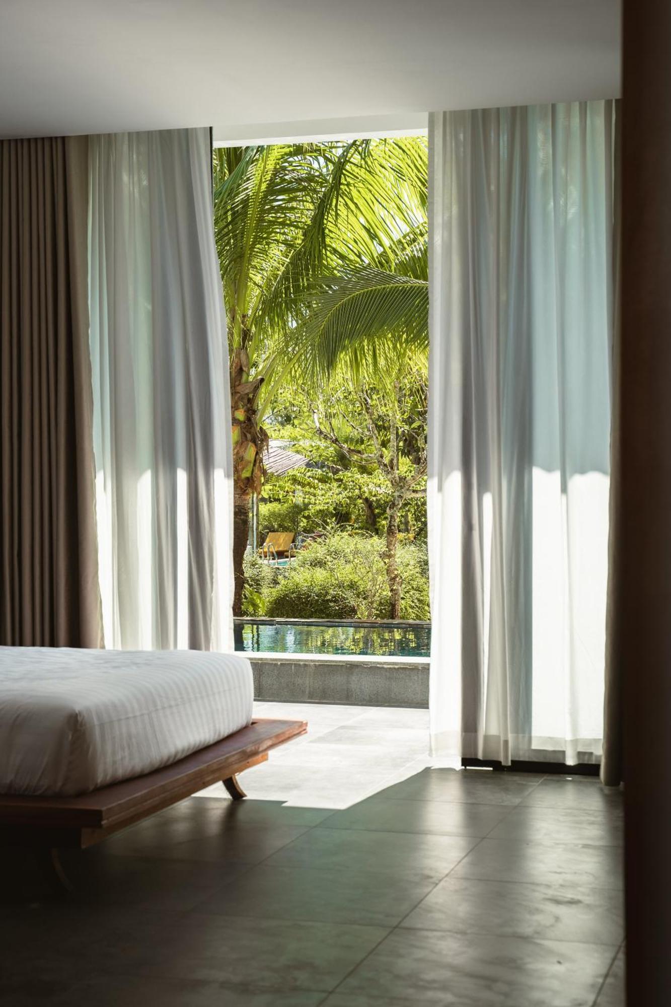 Long Set Resort Kaoh Touch Bagian luar foto