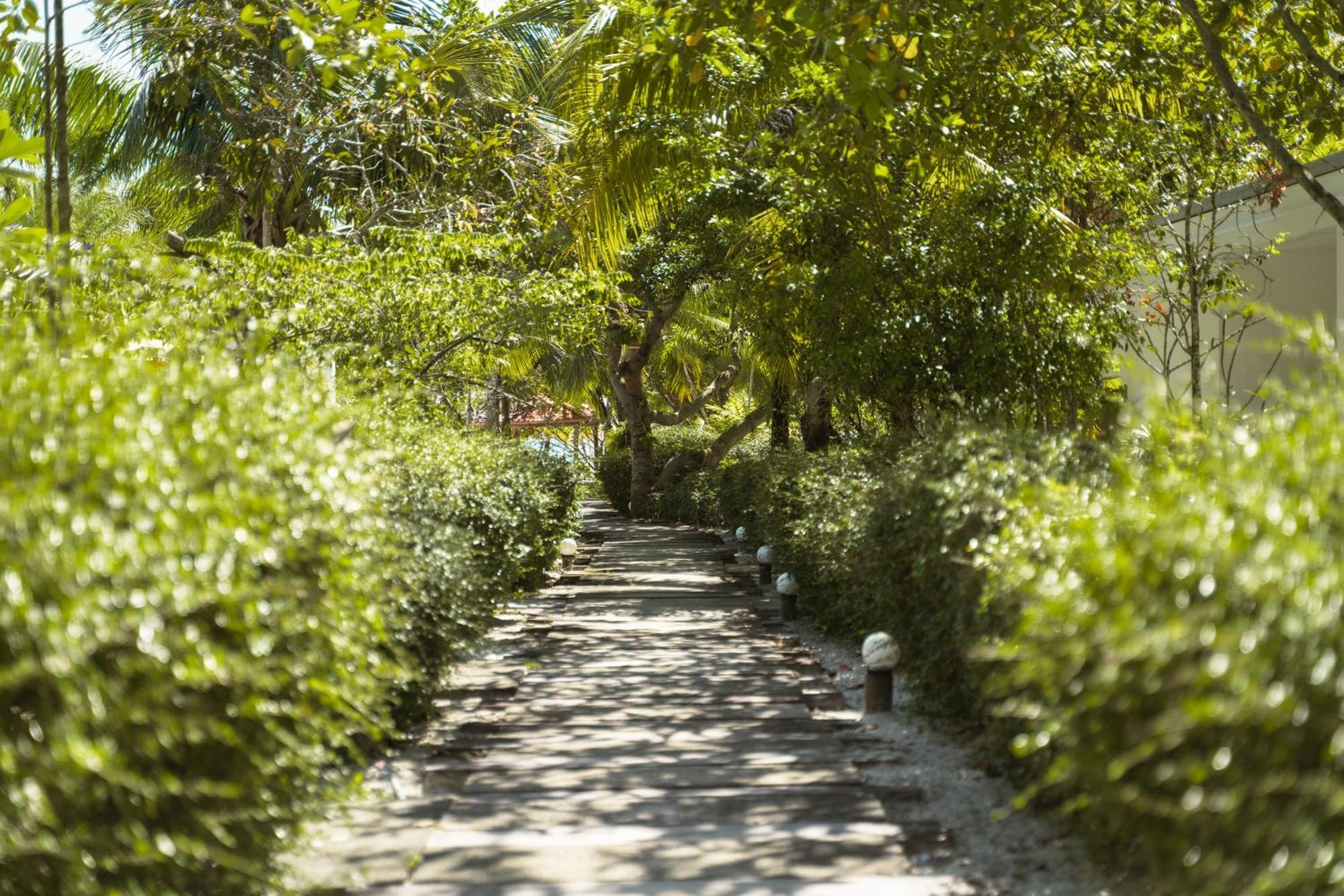 Long Set Resort Kaoh Touch Bagian luar foto