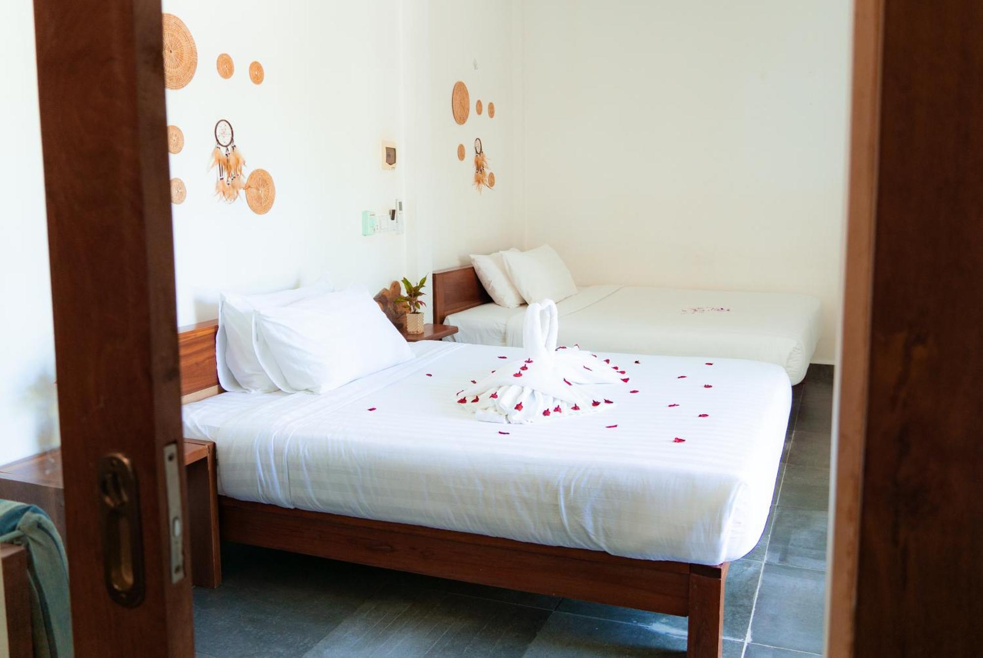Long Set Resort Kaoh Touch Bagian luar foto
