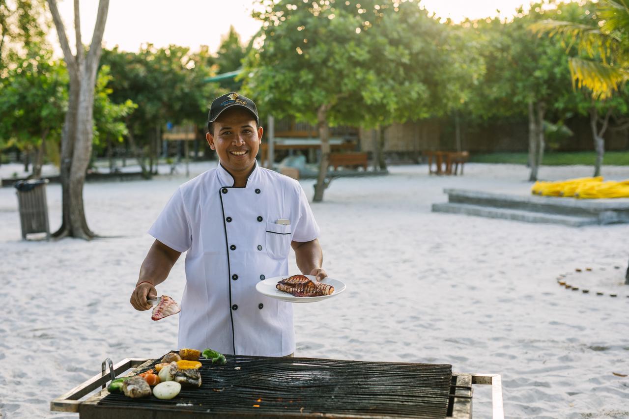 Long Set Resort Kaoh Touch Bagian luar foto